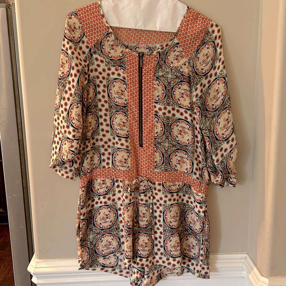 Lovposh Tie Waist Romper- small